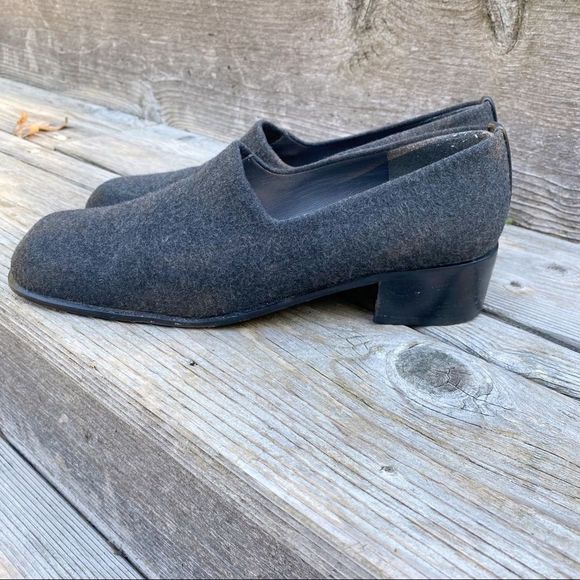 Stuart Weitzman Gray Wool chunky heel loafers 9.5 - Picture 2 of 9